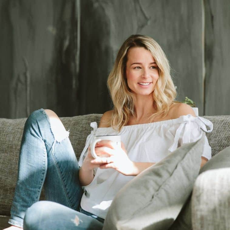 Self love, body acceptance, and giving yourself permission: A chat with Raw Beauty Talks Founder Erin Treloar